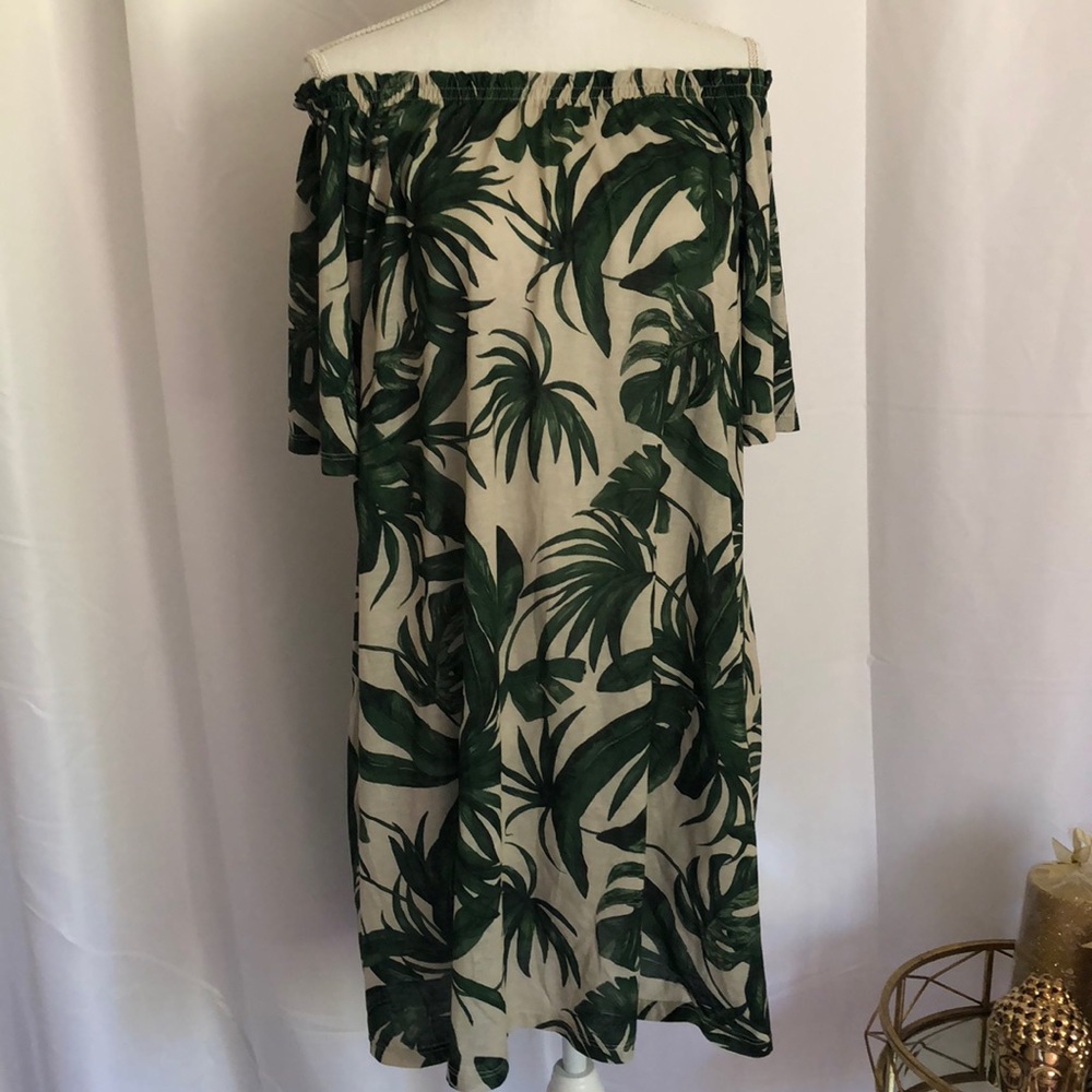 H&M NWT swimsuit coverup